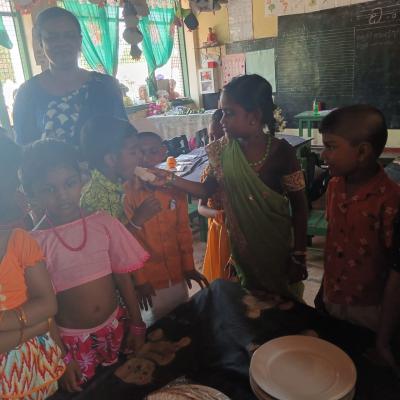 434989911 436372355559600 1613046414879407209 N